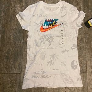 Womens Small Nike Shirt Brand New